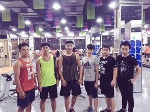 体育生晨跑视频爆料,汗水铸就辉煌，运动精神闪耀校园